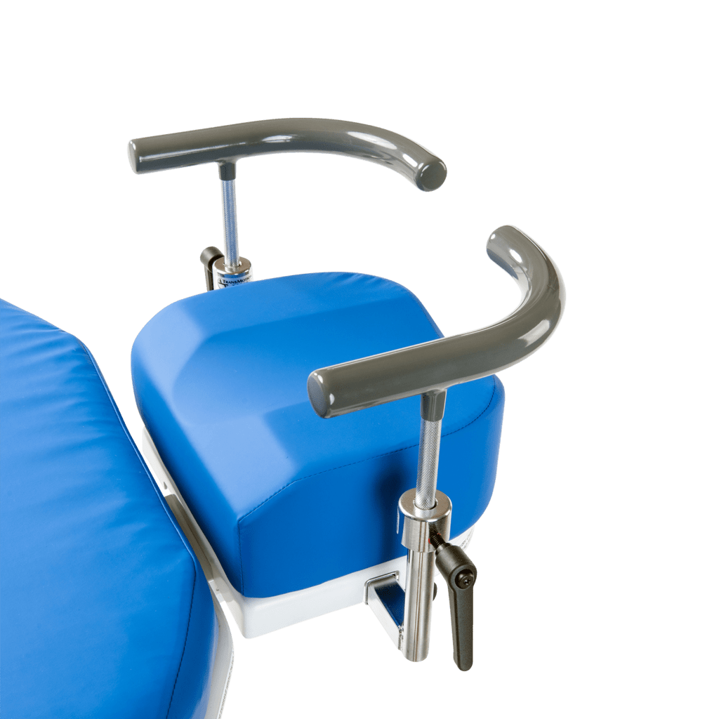 Dual anterior wrist rest